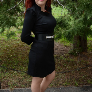 Rochie de zi scurta, de culoare neagra, prevazuta cu decolteu mic - Img 4