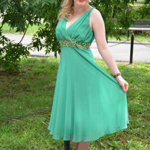 Rochie din voal si saten verde cu insertie de paiete aurii in talie - Img 7