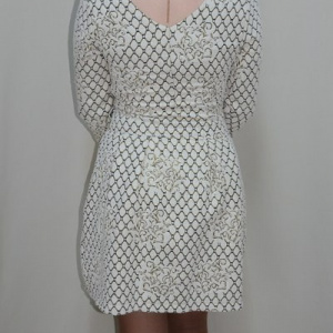 Rochie eleganta de toamna-iarna, de culoare bej cu fir auriu - Img 5