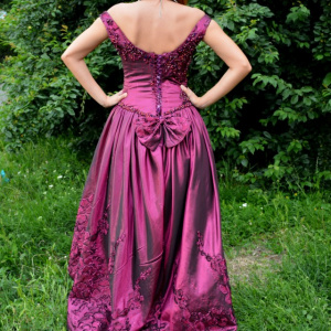 Rochie eleganta, marsala, cu croi asimetric si margele aplicate - Img 5