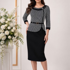 Rochie fashion tip costum, culoare negru-alb cu insertii de strasuri