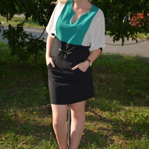 Rochie feminina, de culoare negru-turcoaz, mini - Img 6