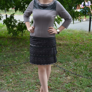 Rochie feminina, mulata, in nuante de gri, cu dantela - Img 3