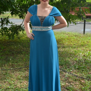 Rochie inedita, eleganta, lunga, cu design din pietre, pe albastru - Img 2