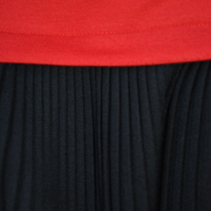 Rochie moderna, de culoare rosu-negru, cu pliuri - Img 2