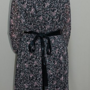 Rochie multicolora, design floral aplicat, centura neagra in talie - Img 4