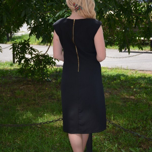 Rochie neagra in stil gotic cu insertie de piele ecologica in fata - Img 4