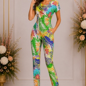 Salopetă damă elegantă cu imprimeu tropical multicolor și talie evidențiată