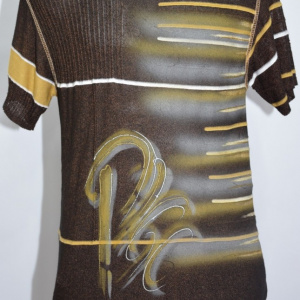 Tricou barbatesc, de culoare maro, cu imprimeu grafic colorat - Img 4