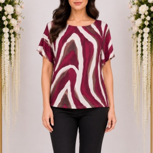 Bluză damă cu imprimeu floral bordo-alb-maro – Croială lejeră, mânecă scurtă, elegantă