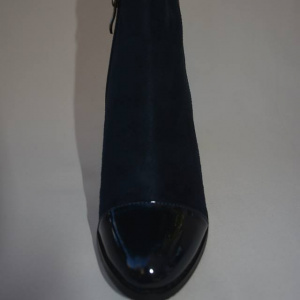 Botina deosebita de toamna, nuanta neagra, cu aspect mat-lucios - Img 3