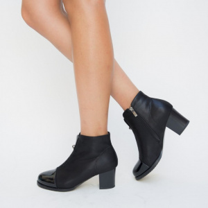 Botina scurta, model casual, de culoare negru, cu toc mediu - Img 5