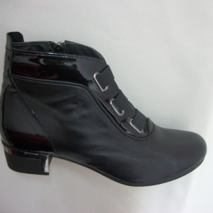 Cizma clasica, neagra, cu pandativ argintiu BO-2329-CL - Img 2