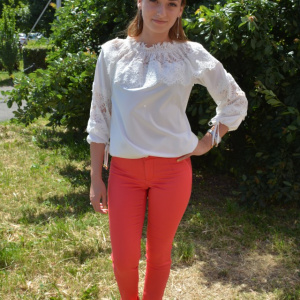 Pantalon comod din material elastic, rosu, cu model de buline - Img 2