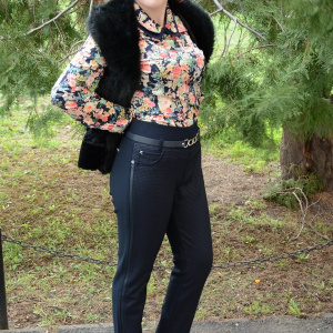 Pantalon lung, de culoare bleumarin, cu model rafinat in fata - Img 4