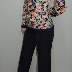 Pantalon lung, model clasic si croi usor evazat, de culoare neagra - Img 2