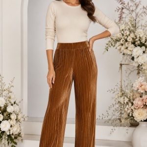 Pantaloni damă din catifea plisată, maro caramel – croi drept, talie elastică