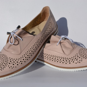 Pantof fashion, nuanta de alb, toc comod si in tendinte - Img 4