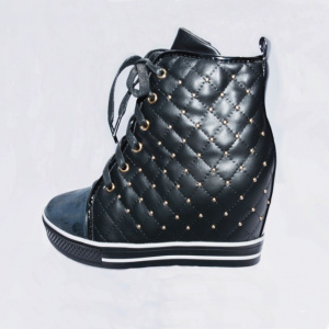 Pantof modern cu platforma ascunsa si tinte mici, nuanta neagra - Img 6