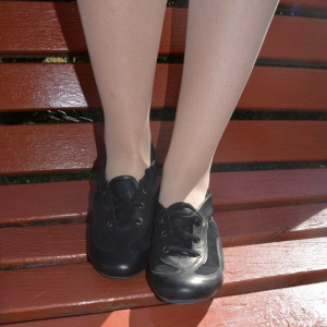 Pantof sport, din piele naturala, chic, disponibil in nuanta de negru - Img 3