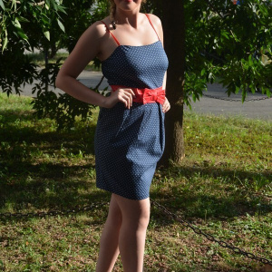 Rochie casual cu bretele, in culoare bleumarin cu buline albe - Img 3