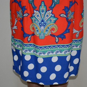 Rochie comoda fara maneca, bleumarin-rosu, cu imprimeuri - Img 4