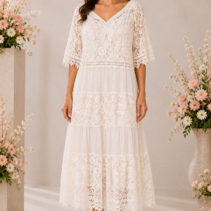 Rochie damă ivory cu dantelă florală și decolteu în V