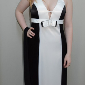 Rochie de gala bicolora, negru-alb, saten fin, bretele dupa gat - Img 2