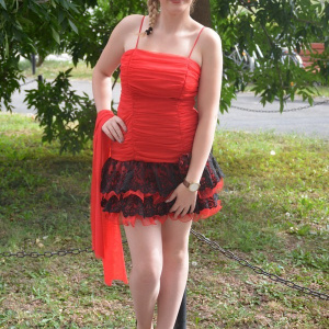 Rochie de ocazie mini, de culoare rosie, cu model de fronseuri - Img 2