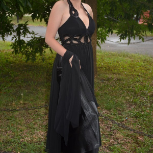 Rochie de seara, lunga, model special, design aparte, pe negru - Img 3