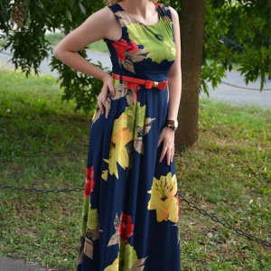 Rochie de vara, lunga, fara maneci, cu flori rosii, galbene si verzi - Img 4
