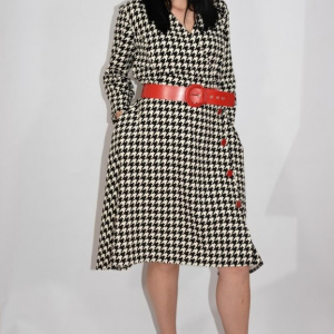 Rochie eleganta Avelia cu decolteu petrecut,model pepit,evazata,nuanta alb-negru - Img 3