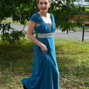 Rochie inedita, eleganta, lunga, cu design din pietre, pe albastru - Img 3