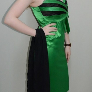 Rochie moderna, nuanta de verde, decolteu in V - Img 3