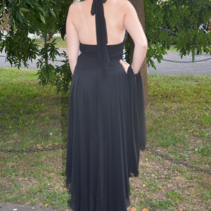 Rochie rafinata de seara, neagra, cu falduri si insertie argintie in talie - Img 4