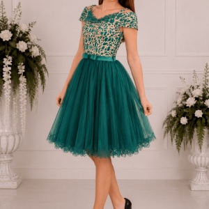 Rochie tinereasca din tul cu design de margele, greenery-auriu