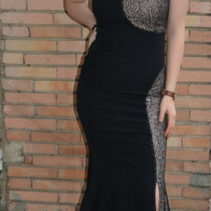 Rochie trendy de seara, model lung crapat pe picior, nuanta neagra - Img 2