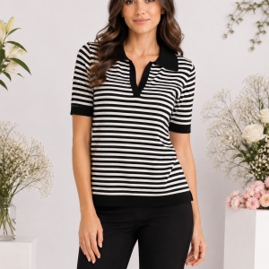 Tricou cu guler si dungi negru