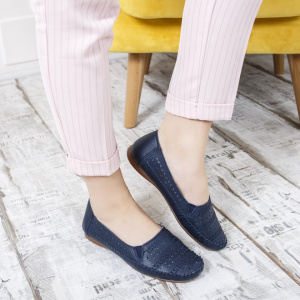 Balerin bleumarin cu perforatii trendy si talpa joasa, confortabila - Img 3