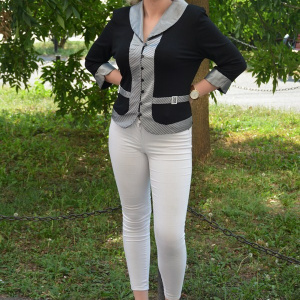 Bluza cu maneca lunga, model elegant, scurt pana in talie - Img 6