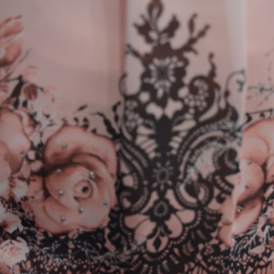 Bluza de ocazie, cu imprimeu de flori fine pe fond plamaniu - Img 4