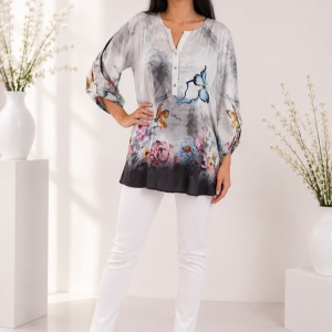 Bluza moderna, tinereasca, gri cu model de fluturi colorate