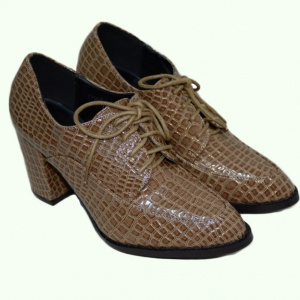 Botina scurta, culoare maro, cu siret reglabil si design stone - Img 1