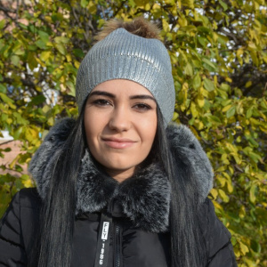 Caciula tinereasca, gri, cu pompon si captuseala din blanita - Img 2
