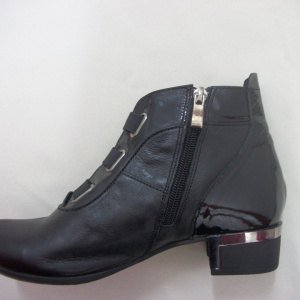 Cizma clasica, neagra, cu pandativ argintiu BO-2329-CL - Img 3