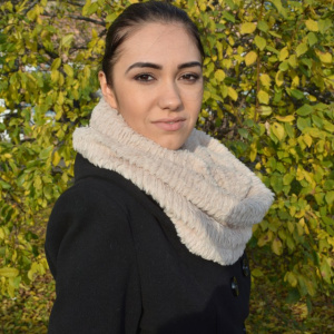 Esarfa bej din blanita usoara, calduroasa, cu model circular - Img 4