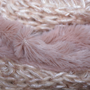 Fular Eve circular din tricot cu insertii de paiete si blanita ,nuanta de pudra - Img 4