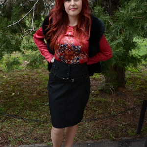 Fusta neagra, model scurt cu betelie inalta si design de buzunare - Img 2