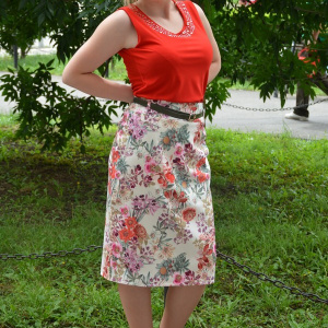 Fusta rafinata de zi, model scurt cu croi drept, design multicolor - Img 3