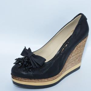 Pantof de culoare neagra, din piele ecologica cu aspect lucios - Img 5